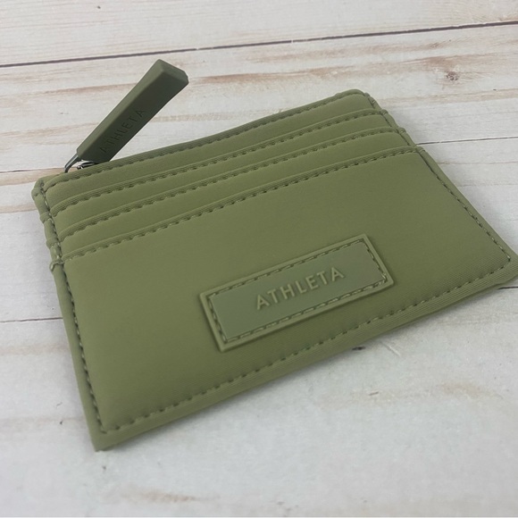 Athleta DIEM CARDHOLDER in Olive Branch 3 Card Slots Zip Pocket - Picture 7 of 8